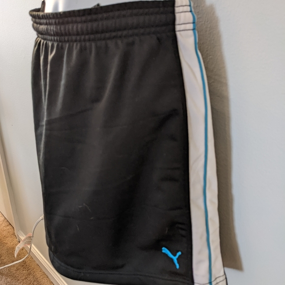 Puma athletic skirt - Picture 3 of 3